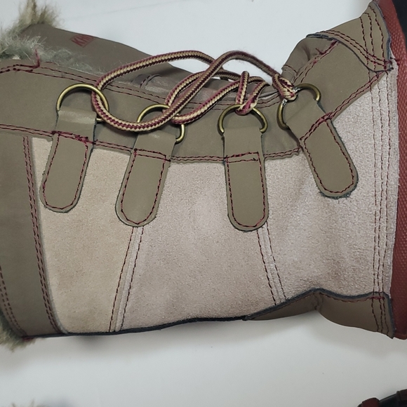 KHOMBU WINTER BOOTS SIZE 6 VERY GOOD CONDITION VERY WORN - Picture 12 of 17